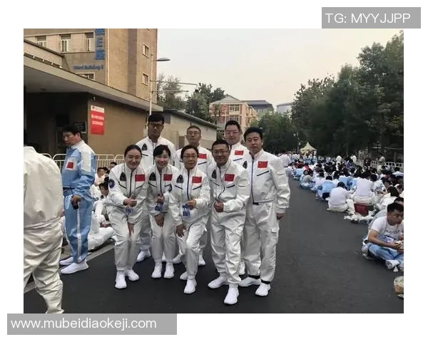 FPX战队的辉煌征程与大师赛的荣耀时刻回顾